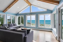 The Beach Hutch