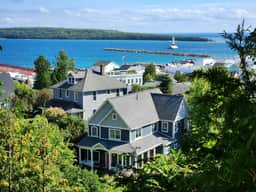 Riverfront Home~On ATV Trails~Near Mackinac Island
