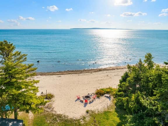 The Huron Beach Hutch